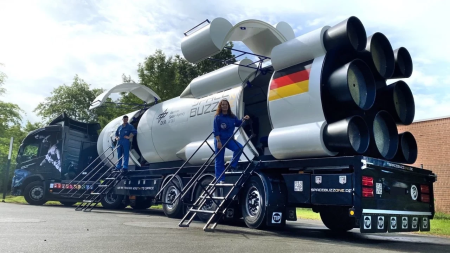 SpaceBuzz: Zažijte vesmír na vlastní kůži